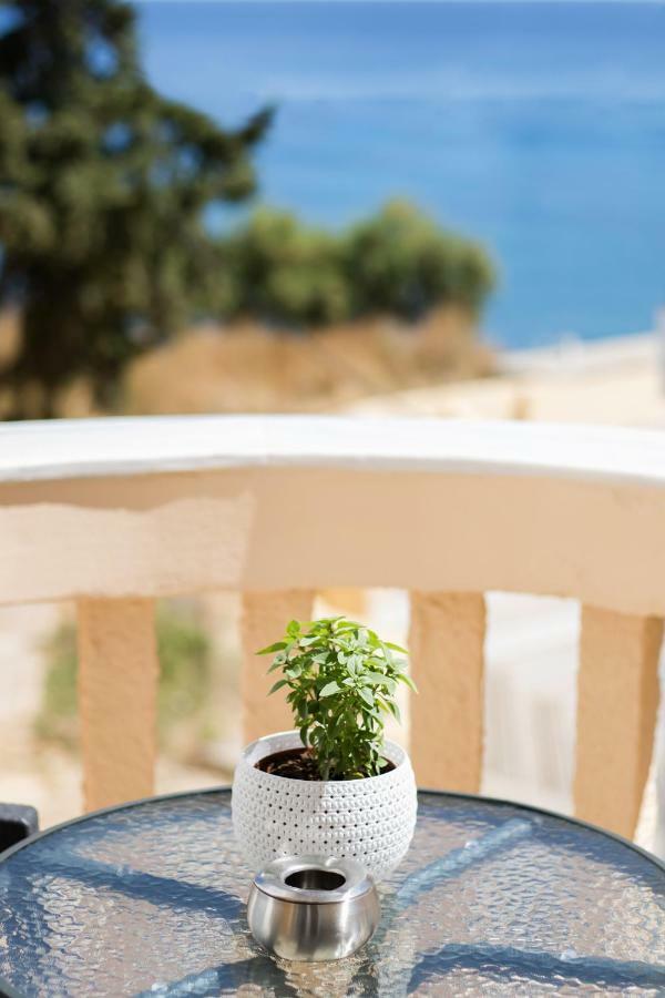 Porfyris Studios And Apartments Karpathos Exterior foto