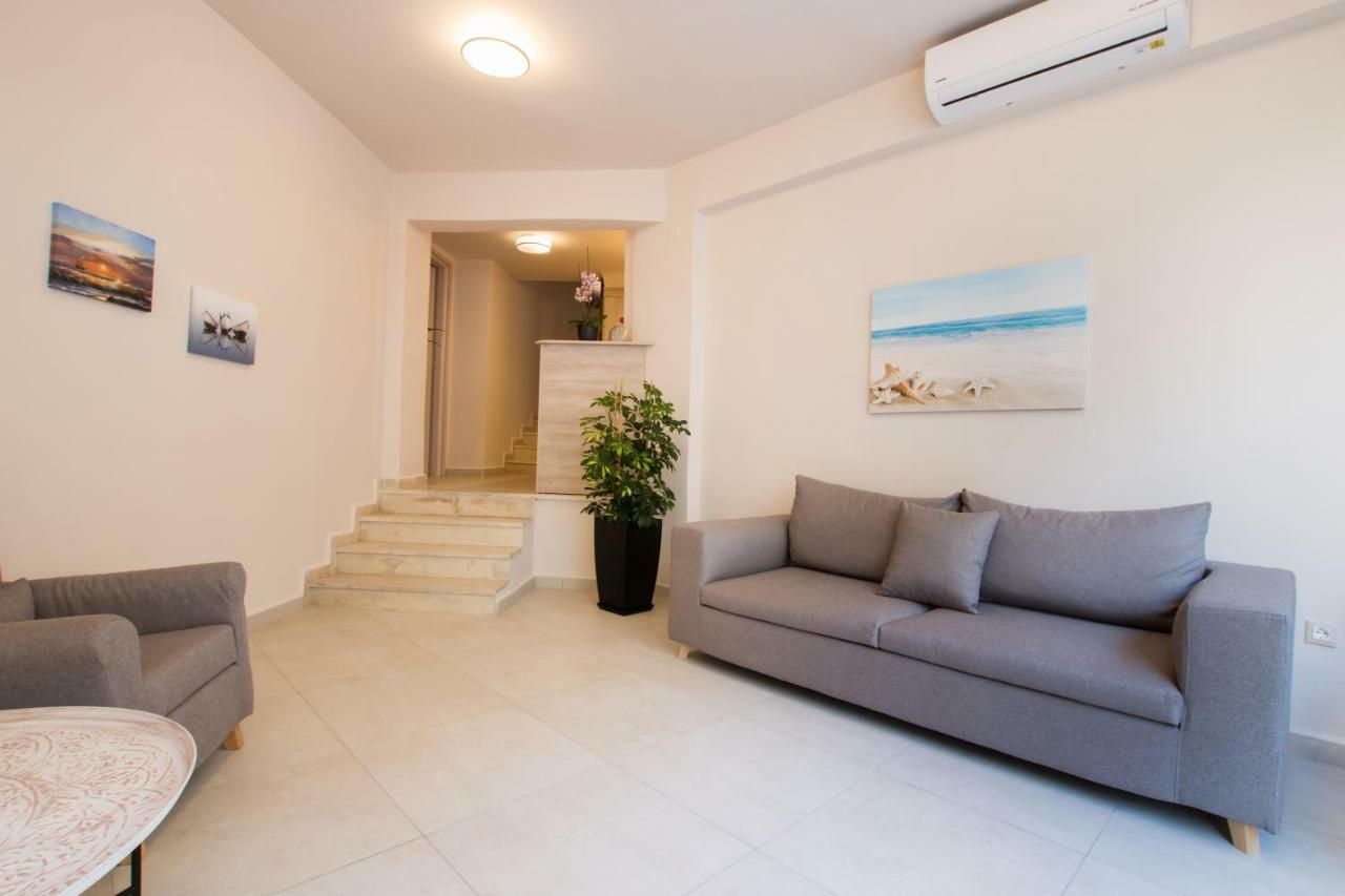 Porfyris Studios And Apartments Karpathos Exterior foto
